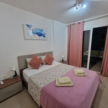 Paraiso-luxury With Heated Pool Vila
