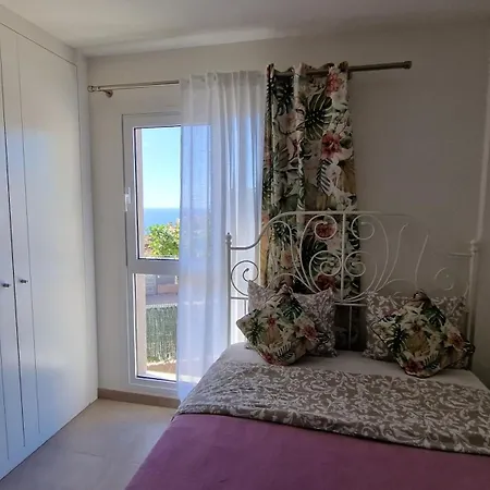 Villa Paraiso-luxury With Heated Pool